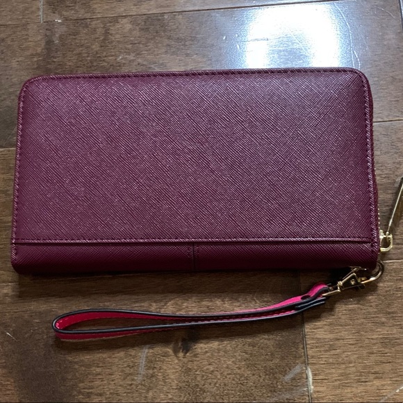 (Sold) Fashion💥Wallet for Her - Picture 3 of 6